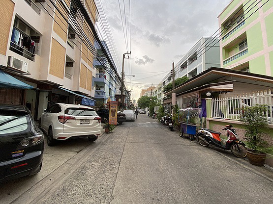 Condo · bangkok — photo 3