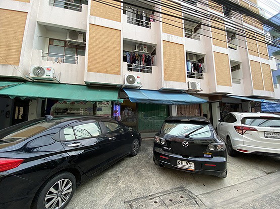 Condo · bangkok — photo 4