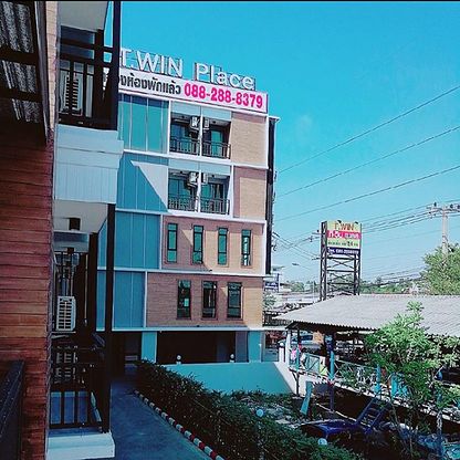 Condo — photo 1