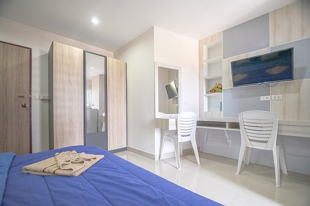 Condo · Mueang Chon Buri, chon_buri — photo 3