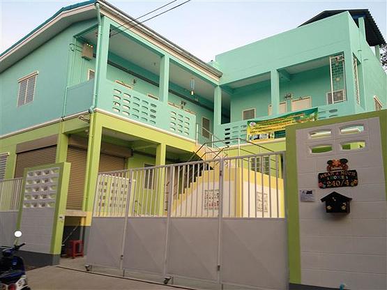 Condo — photo 1