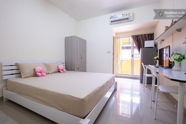1 Bed Condo — photo 2