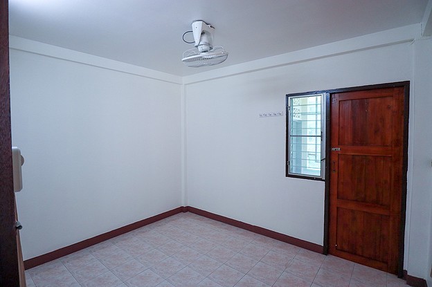 Condo · Bang Phli — photo 4