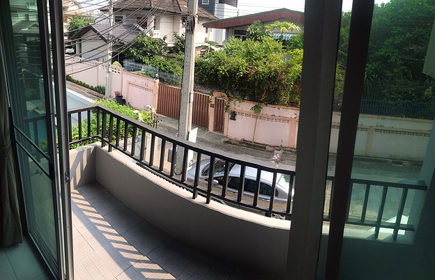 Condo · Bang Sue, bangkok — photo 3
