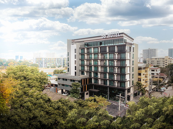Condo · Bang Na, bangkok — photo 2