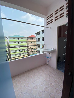 Condo — photo 5