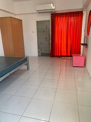 Condo · Wang Thonglang, bangkok — photo 1