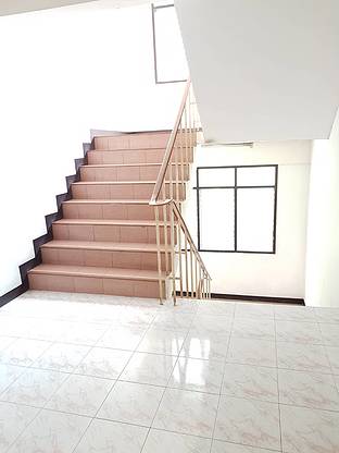 Condo · Wang Thonglang, bangkok — photo 3