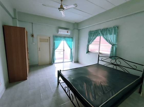 Condo — photo 5