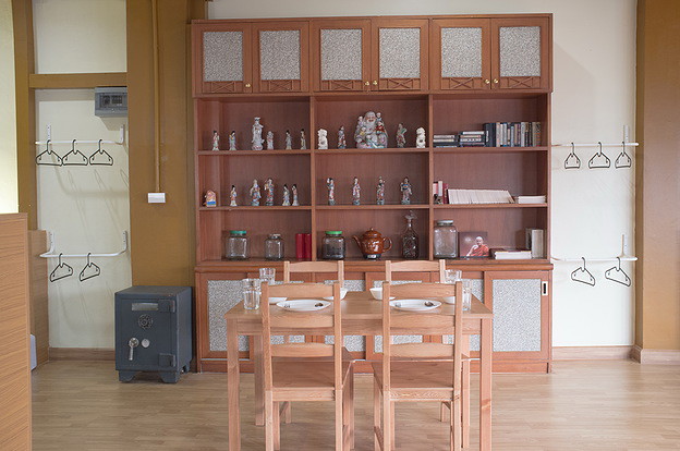 Condo · Pom Prap Sattru Phai, bangkok — photo 3
