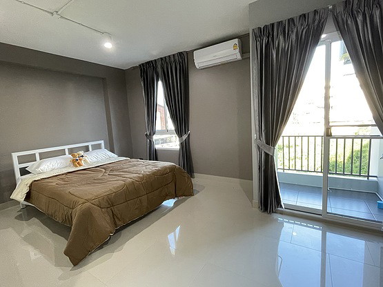 Condo · Bang Yai — photo 4