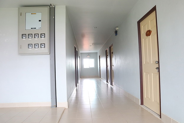 Condo — photo 3
