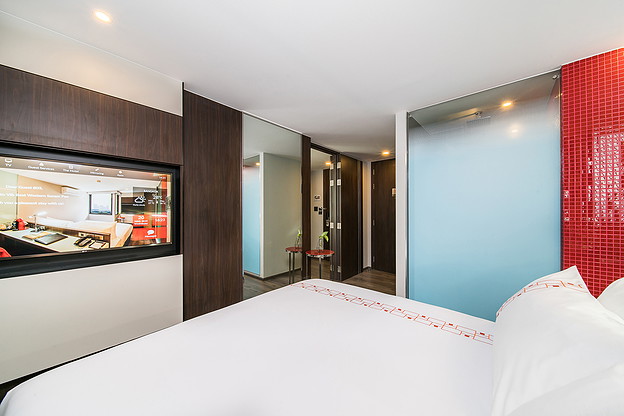 Condo · bangkok — photo 1