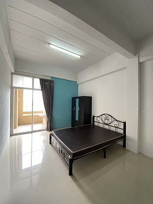 Condo — photo 3