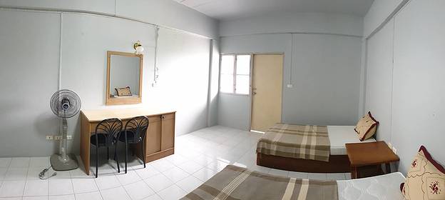Condo — photo 1