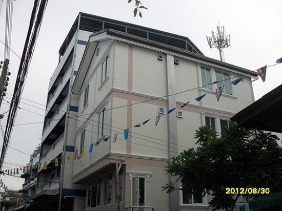 Bansita - Apartment for Rent