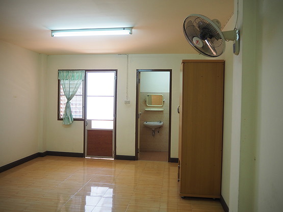Condo — photo 2