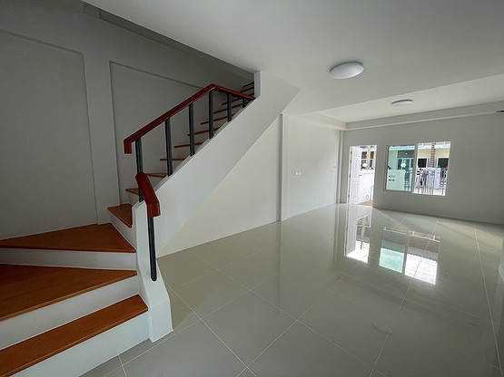 Condo — photo 5