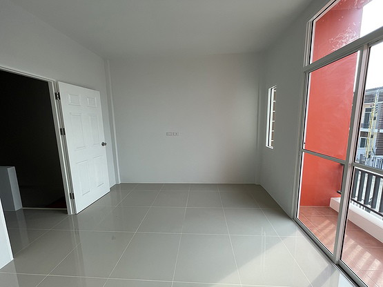 Condo — photo 4