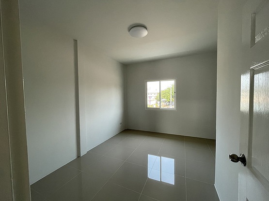 Condo — photo 3