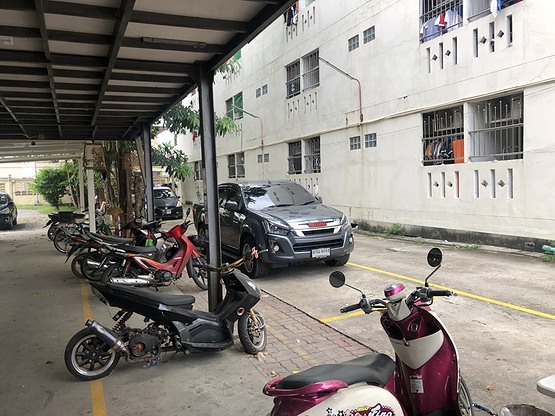 Condo · Bang Khun Thian, bangkok — photo 2