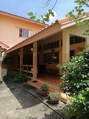 Condo — photo 2