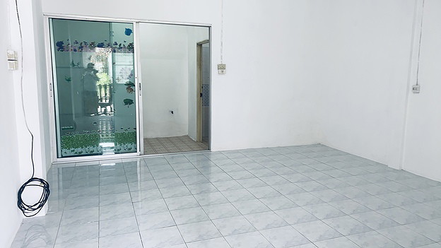 Condo · Mueang Chon Buri, chon_buri — photo 3