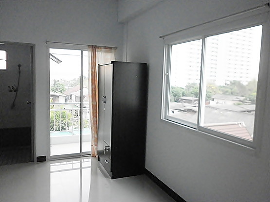 Condo · Mueang Nonthaburi — photo 4