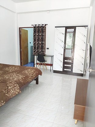 Condo — photo 1