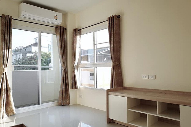 Condo · bangkok — photo 3