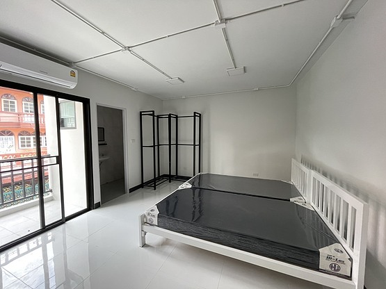 Condo · bangkok — photo 1