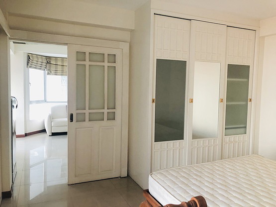 Condo · Wang Thonglang, bangkok — photo 5