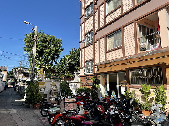 Condo · bangkok — photo 3