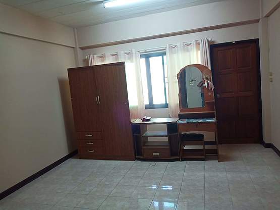 Condo — photo 2