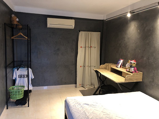 Condo — photo 2