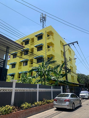 Condo · Wang Thonglang, bangkok — photo 2