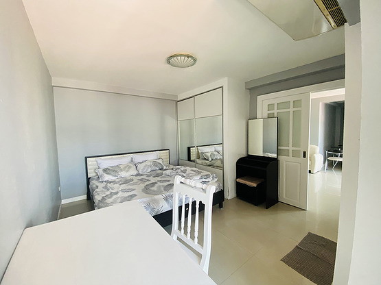 Condo · Wang Thonglang, bangkok — photo 2
