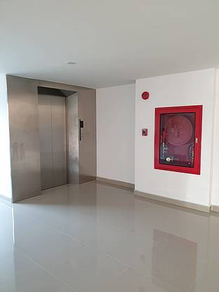 Condo — photo 2