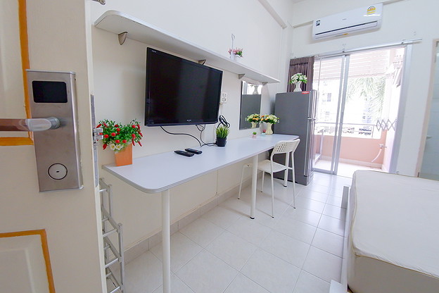 Condo · Lat Phrao, bangkok — photo 1