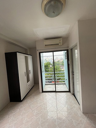 Condo · bangkok — photo 3