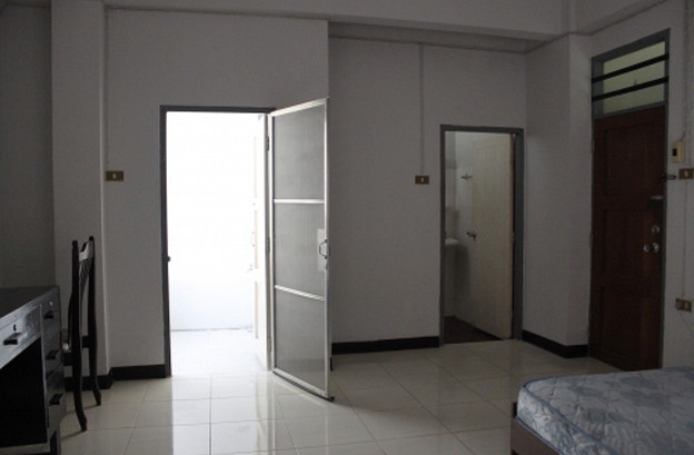 Condo · bangkok — photo 2