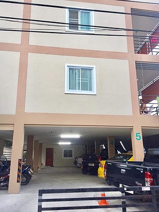 Condo · Wang Thonglang, bangkok — photo 3