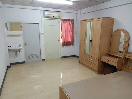 Condo · Phra Khanong, bangkok