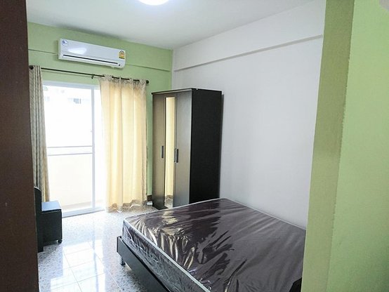 Condo · Khlong San, bangkok — photo 2
