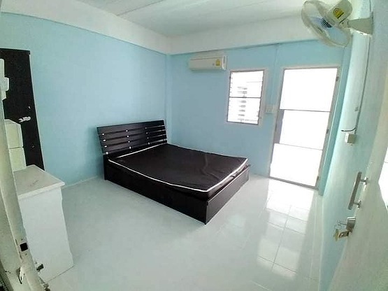 Condo · Bang Na, bangkok — photo 2