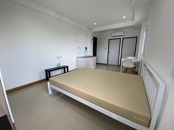 Condo · Phra Khanong, bangkok — photo 4