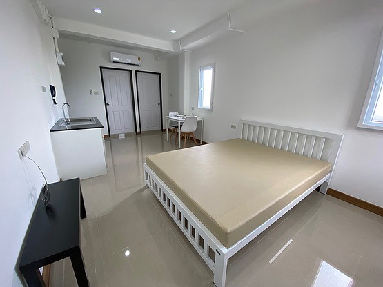 Condo · Phra Khanong, bangkok — photo 3