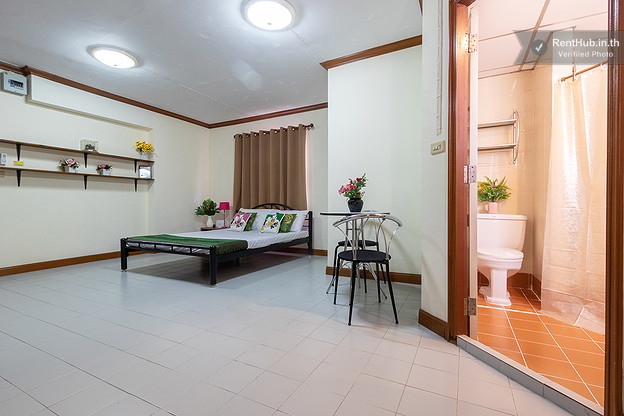 Condo · Bangkok Noi, bangkok — photo 5
