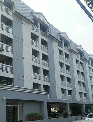 Condo — photo 2