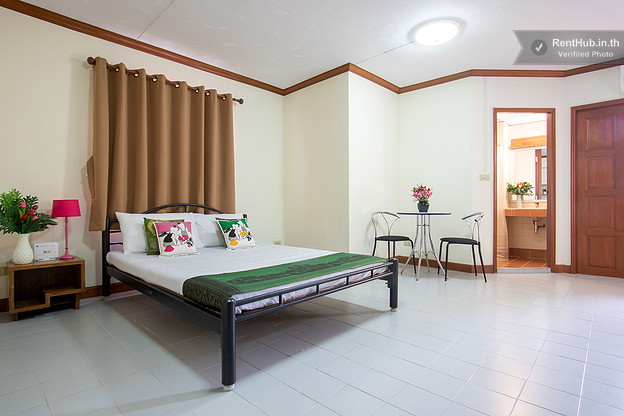 Condo · Bangkok Noi, bangkok — photo 1